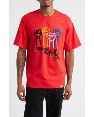 VIC GARCIA WORLD Human Race Cotton Graphic T-Shirt - Red