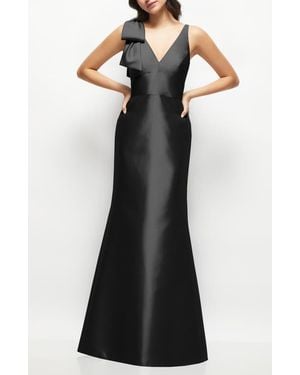 Alfred Sung Deep V-back Satin Trumpet Dress - Black