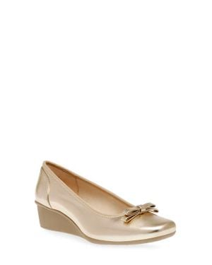 Anne Klein Waldorf Wedge Pump - Natural