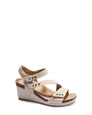 HALSA FOOTWEAR Gisella Wedge Sandal - Natural