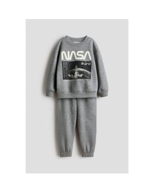 H&M 2-Piece Sweatshirt And Sweatpants Set - Gray