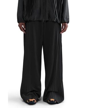 Nike Pleated Wide Leg Pants - Black