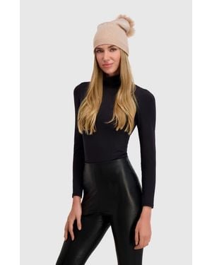 Lyla Grant Knit Beanie Hat With Fur-Free Fox (Faux Fur) Pompom - Black
