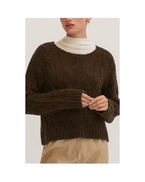 Crescent Cable Knit Sweater - Brown