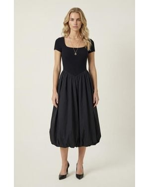 Modenaire Short Sleeve Bubble Hem Midi Dress - Blue