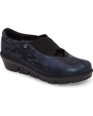 Wolky Cursa Slip-On Sneaker - Blue