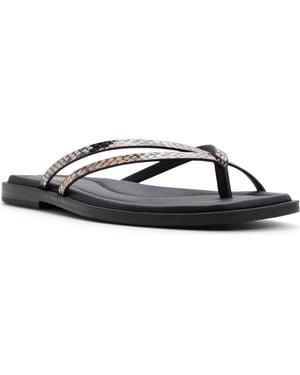 G.H. Bass & Co. Nora Flip Flop - Black