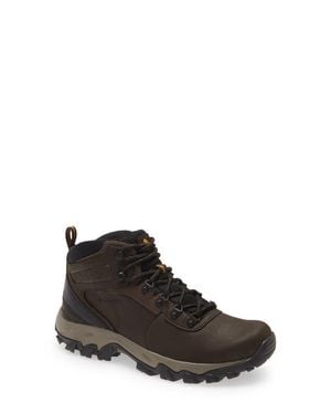 Columbia Newton Ridge Plus Ii Waterproof Hiking Boot - Black