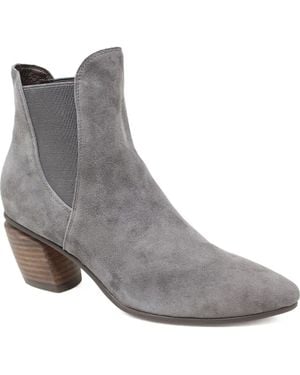 DJANGO & JULIETTE Jinks Pointed Toe Chelsea Boot - Gray