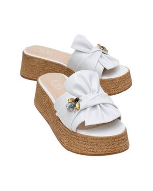 Prologue Shoes Shara Braided Bow & Bee Buckle Platform Sandal - White