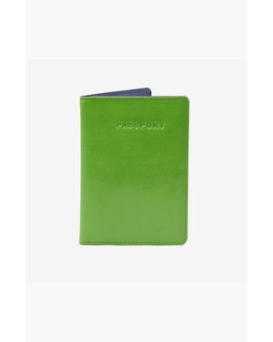 Tusk Siam Passport Wallet - Green