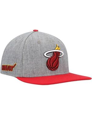 Pro Standard Miami Heat Classic Logo Two-Tone Snapback Hat - Gray