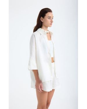 Monlicia Iyan 100% Linen Oversize Shirt - White
