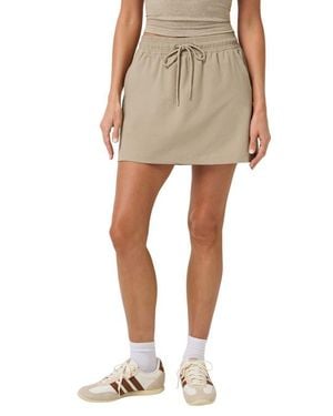 Travis Mathew Breeze Blend Timeless Drawstring Skort - Natural