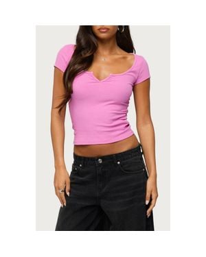 Edikted Jeanna Notched Scoop Neck T-Shirt - Red