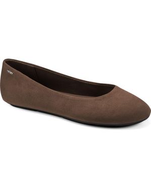 DKNY Moonira Ballet Flat - Brown
