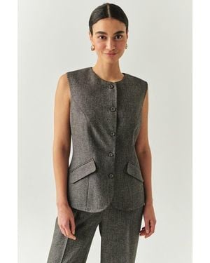 Exquise Royal Sleeveless Vest - Green