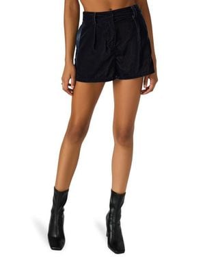 Steve Madden Minnetta Mid Rise Shorts - Black
