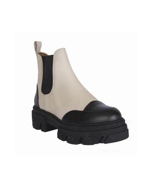 Urbnkicks Chelsea Two-Tone Leather Boots - Black