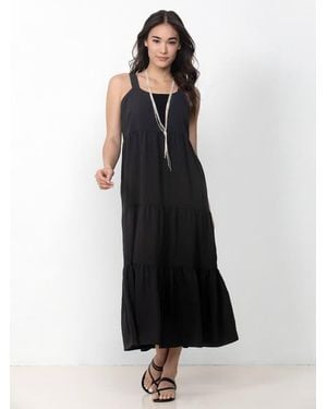Single Stitch Tiered Maxi Dress - Black