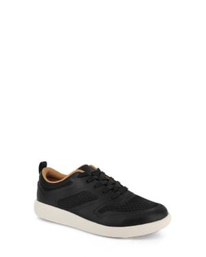 Strive Dash Sneaker - Black