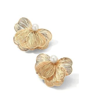 Miranda Frye Lily Freshwater Pearl Floral Stud Earrings - Metallic