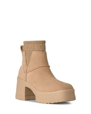 UGG Moxy Water Resistant Chelsea Boot - Natural