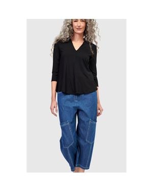 Alembika Essential V-Neck Top - Black