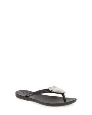 Ipanema Wave Heart Flip Flop - White