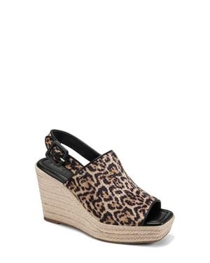 DKNY Coralyn Slingback Wege Sandal - Natural