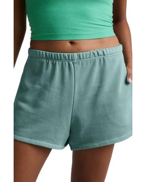 Beyond Yoga Fade Out Sweat Shorts - Green