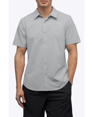 Cuts Crossover Performance Short Sleeve Button-Up Shirt - Gray