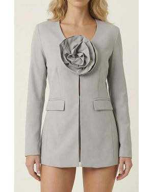 Modenaire Rose Detail Blazer - Gray