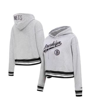 Pro Standard Brooklyn Nets Script Tail Cropped Pullover Hoodie - Gray