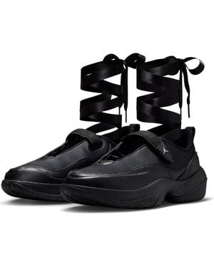 Nike The Jordan Pointe Sneaker - Black