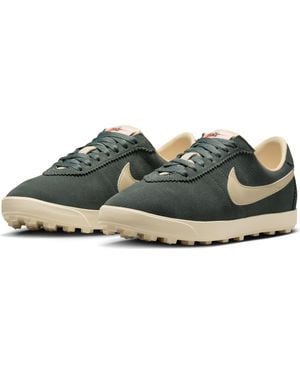 Nike Astrograbber Suede Football Sneaker - Green