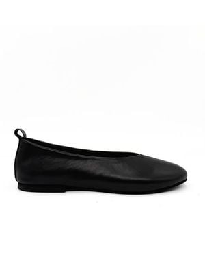 Amie Rafa Erika Leather Ballet Flats - Black
