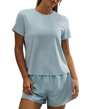 Rhone Serene Performance T-Shirt - Blue