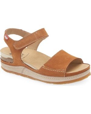 On Foot 240 Vegas Sandal - Brown
