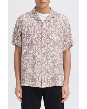 Solid Urkon Arabesque Print Camp Shirt - Pink