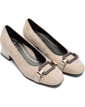 Ara Glacier Pump - Natural