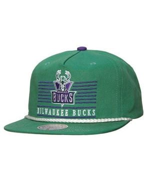 Mitchell & Ness Milwaukee Bucks Ascend Deadstock Snapback Hat - Green