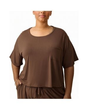 Kindred Bravely Aria Casual Cropped Short Sleeve Top - Brown