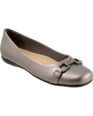Trotters Sadie Flat - Gray
