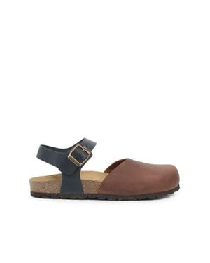 Celtic & Co. Closed Toe Sandal - Brown