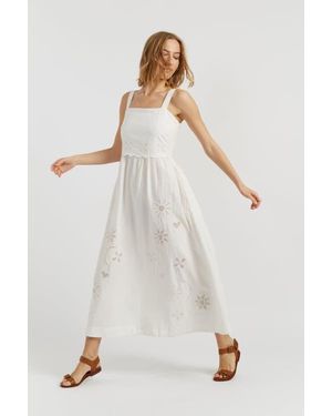 Chinti & Parker Sienna Linen-Blend Broderie Summer Dress - White