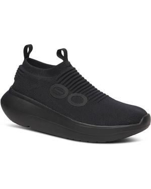 OOFOS Oomy Zen Slip-On Sneaker - Black