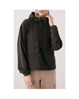 Lolë Sofia Water Repellent Pullover Jacket - Black