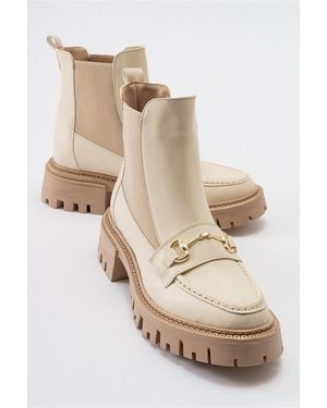 Prologue Shoes Vesper Buckled Chelsea Boot - Natural