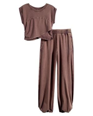 Free People Fp Movement Hot Shot Crossover T-Shirt & Sweatpants Set - Brown